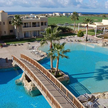 Panareti Coral Bay Resort Exteriör bild