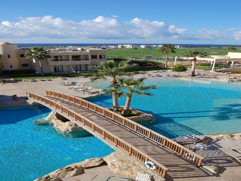 Panareti Coral Bay Resort Exteriör bild